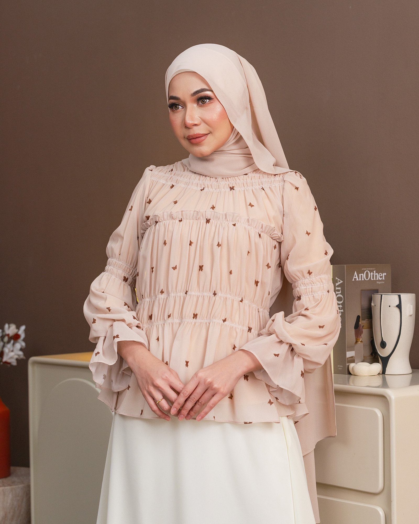 LULU BLOUSE - OAT BEIGE