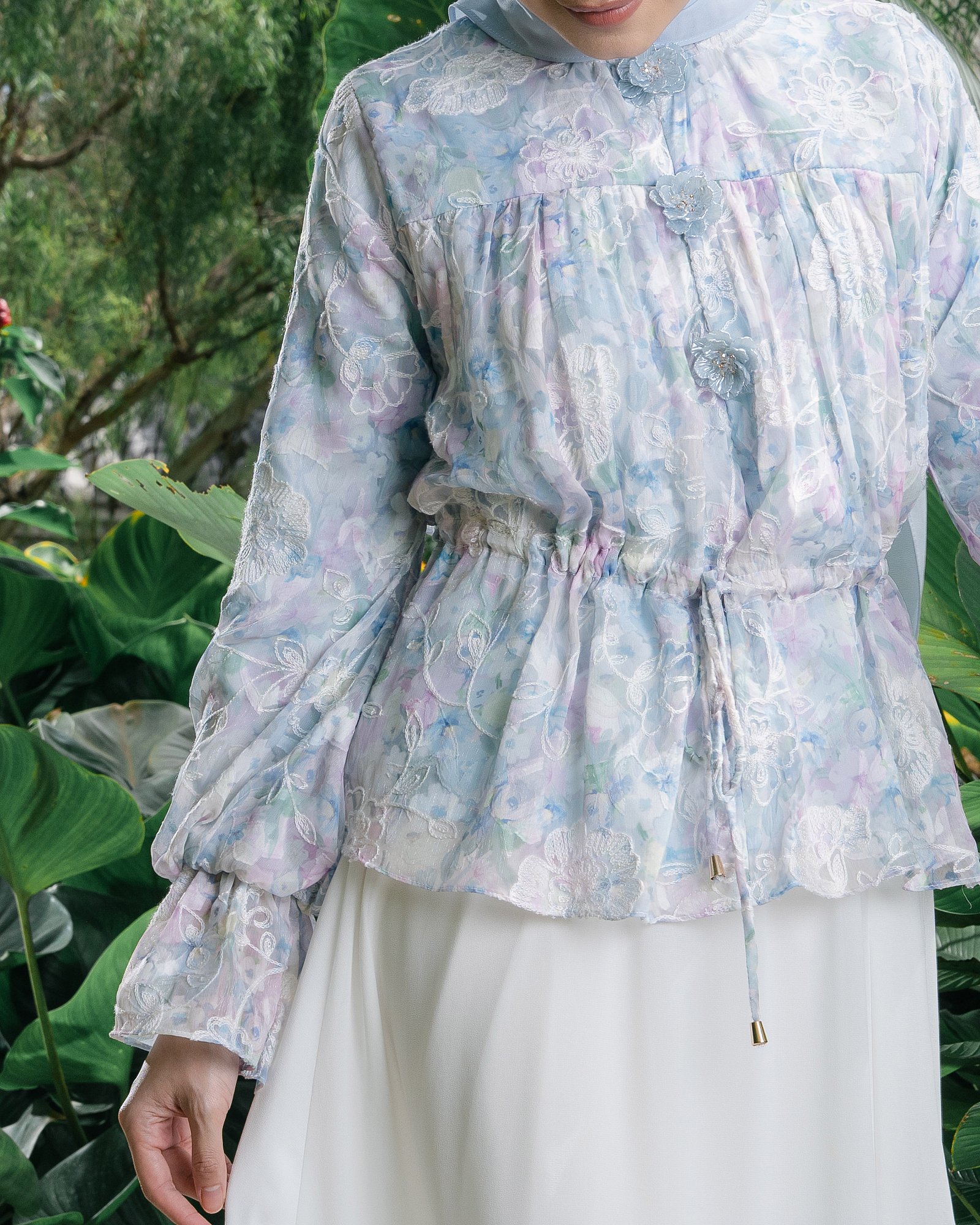 ELSA BLOUSE - CRYSTAL BLUE