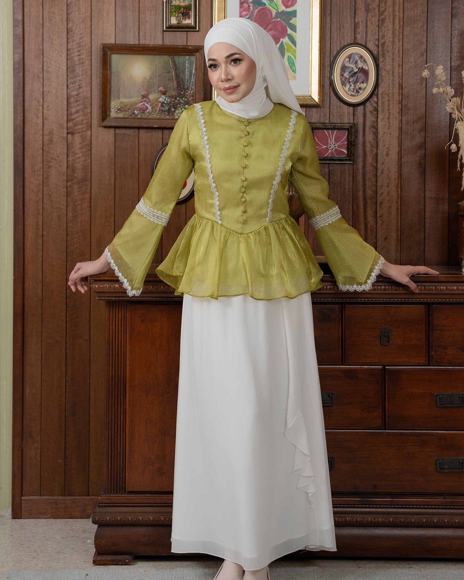 EIRA BLOUSE - LIME PUNCH
