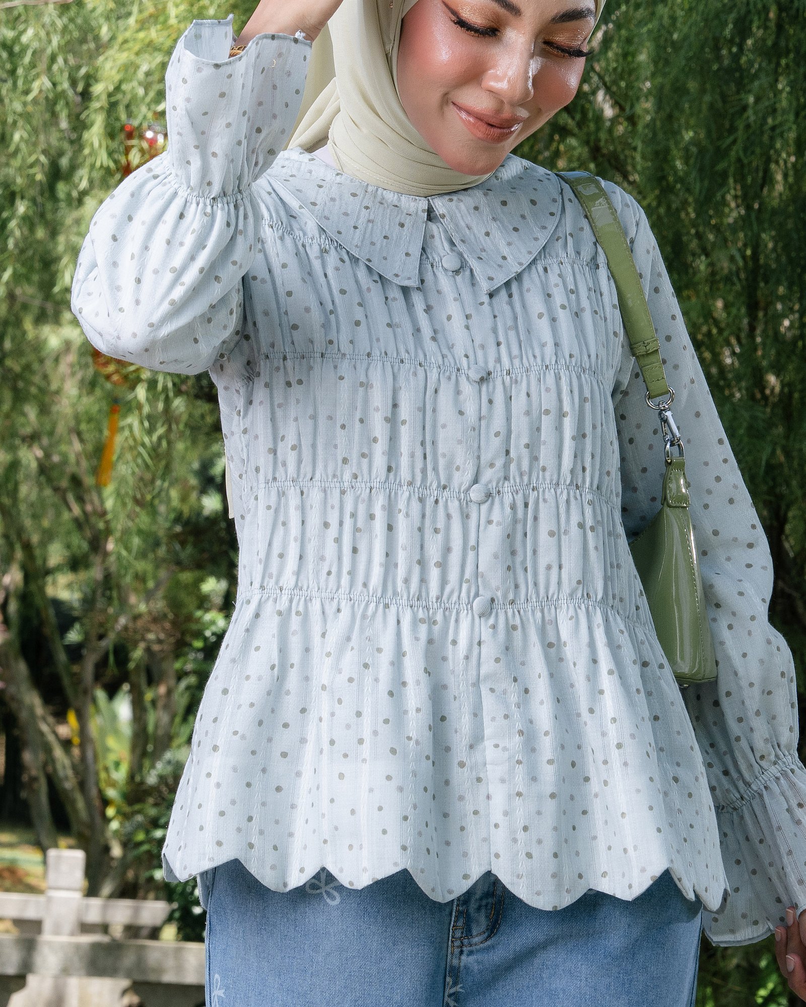 DORA BLOUSE - MUTED GREEN