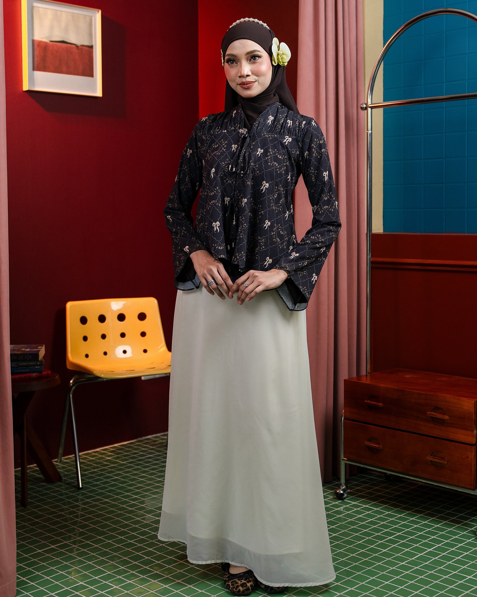 PEONY BLOUSE - MAHOGANY BROWN