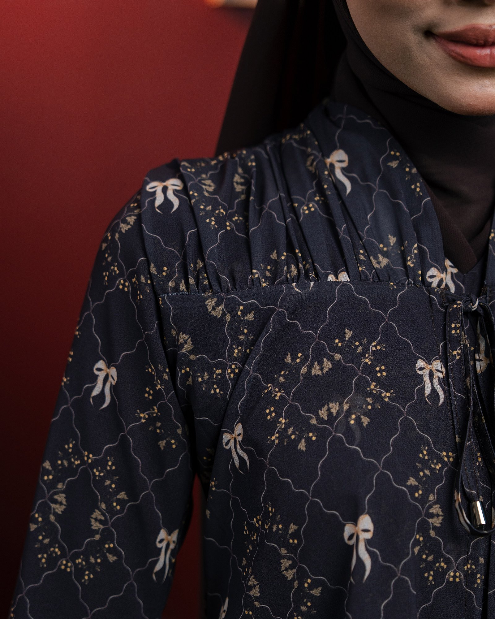 PEONY BLOUSE - MAHOGANY BROWN