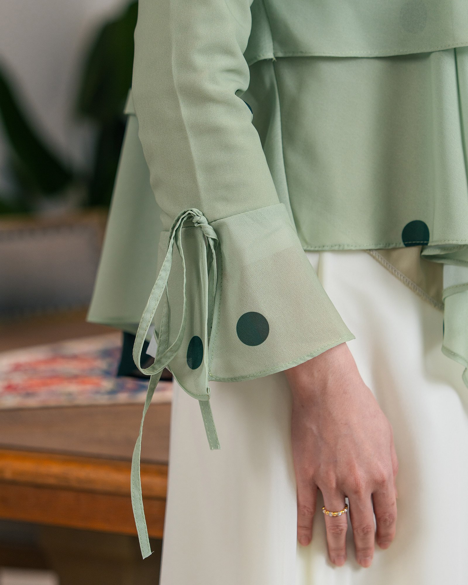 GISELLE BLOUSE - GREEN PISTACHIO
