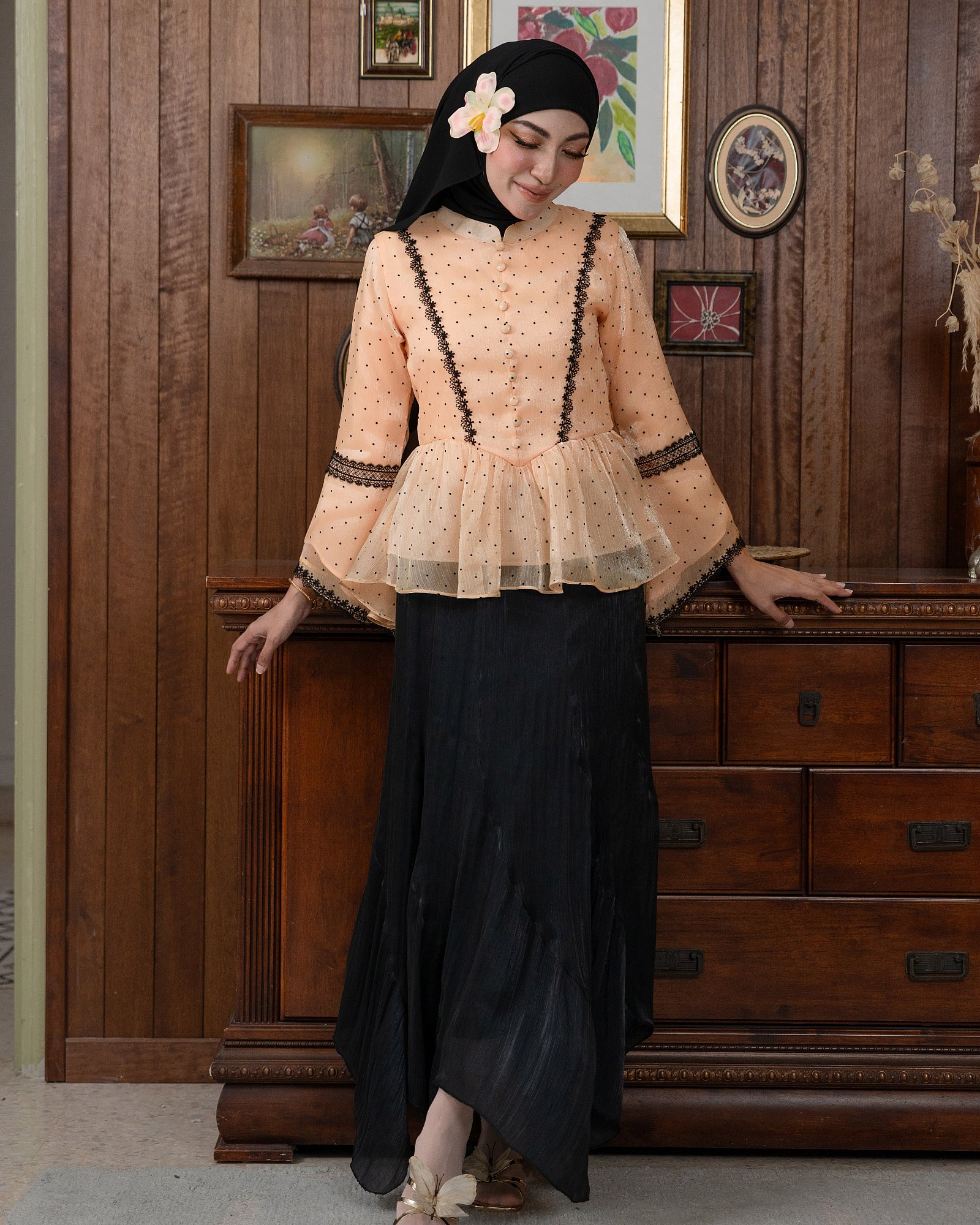 EIRA BLOUSE - LIGHT APRICOT