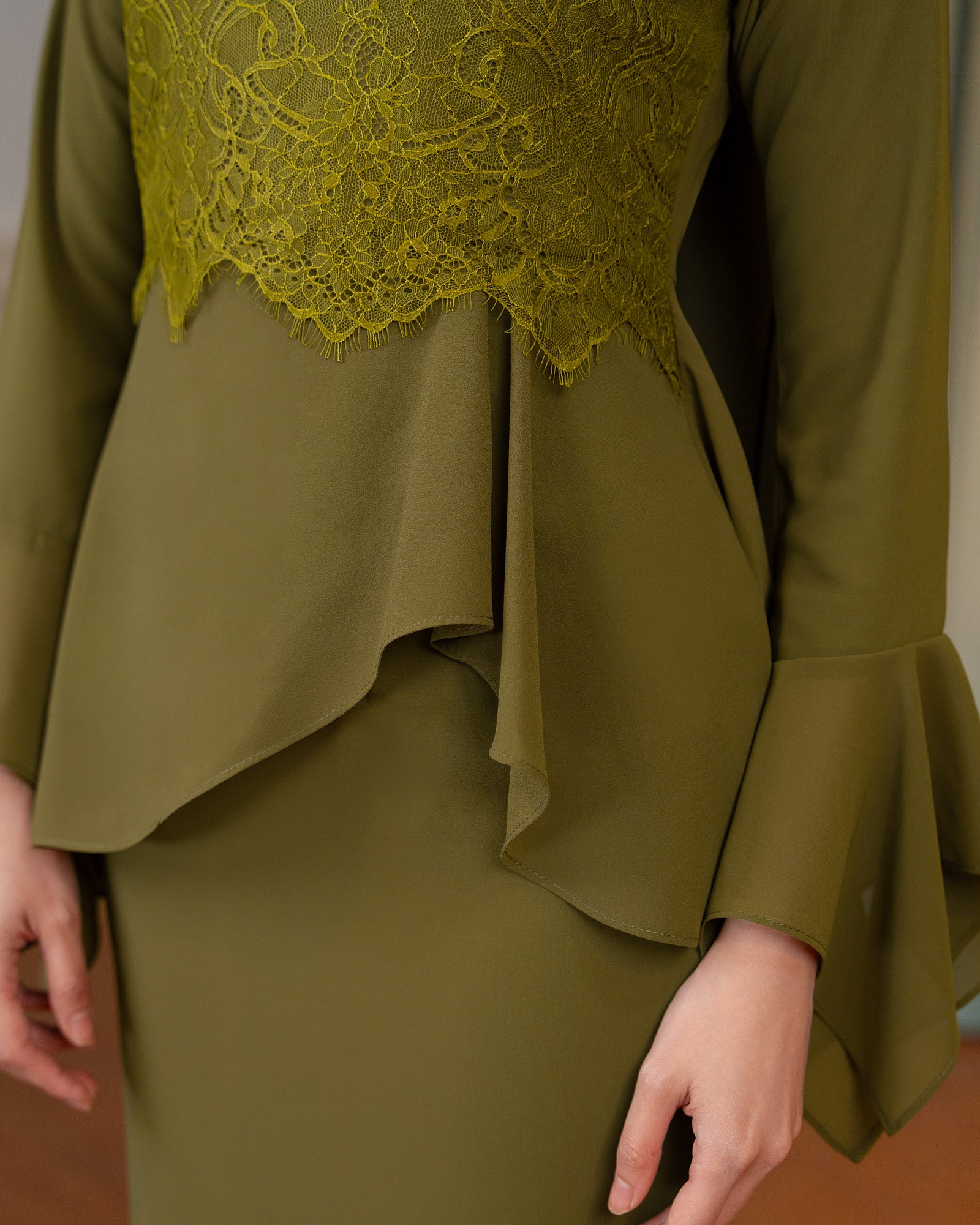 SOPHIA KURUNG - OLIVE
