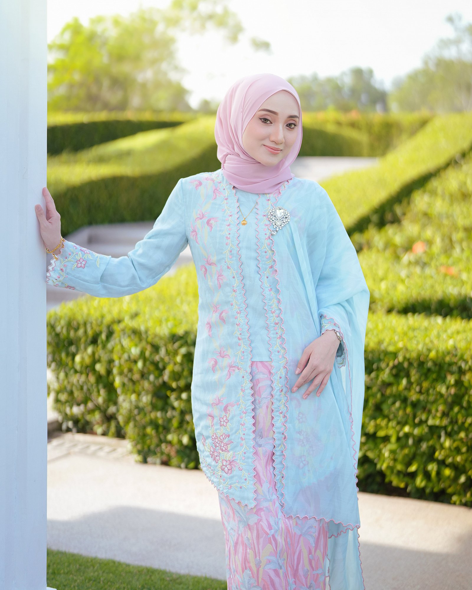LILY KURUNG - PADDLE POP