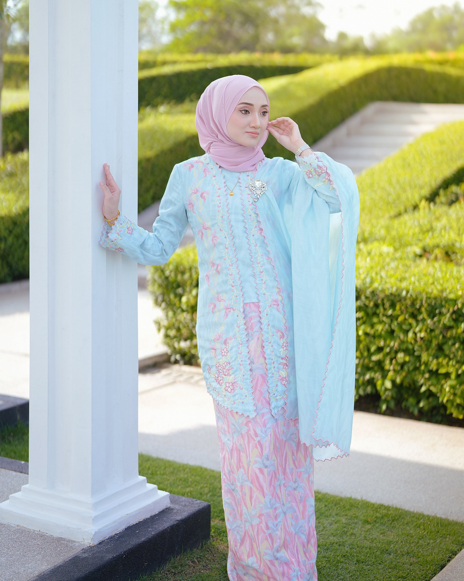 LILY KURUNG - PADDLE POP