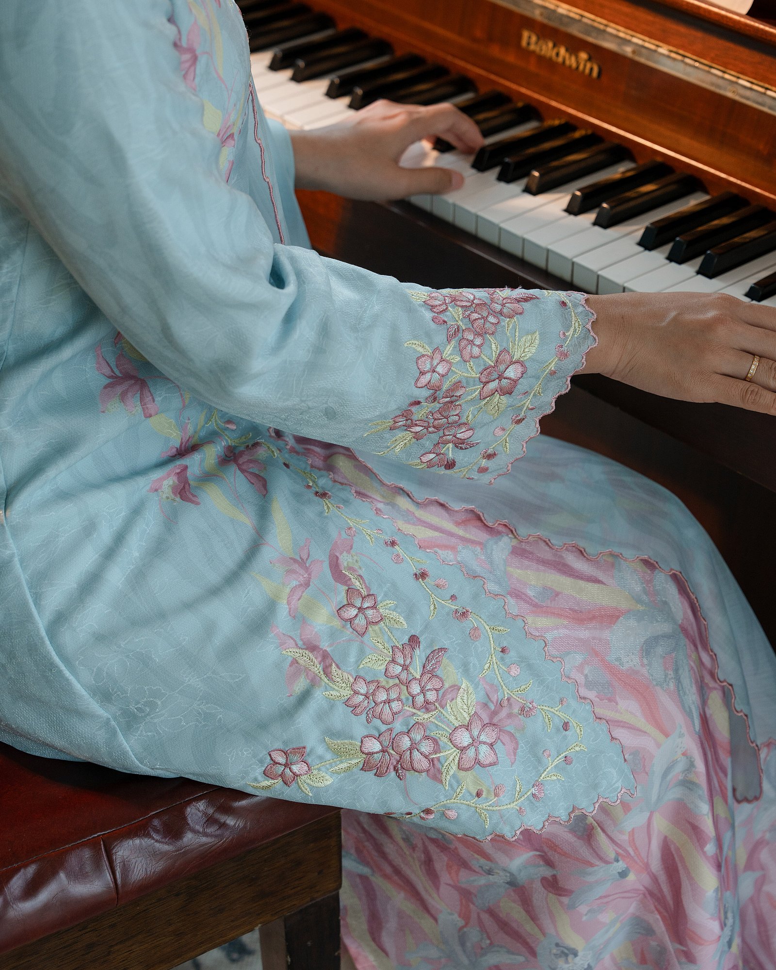 LILY KURUNG - PADDLE POP