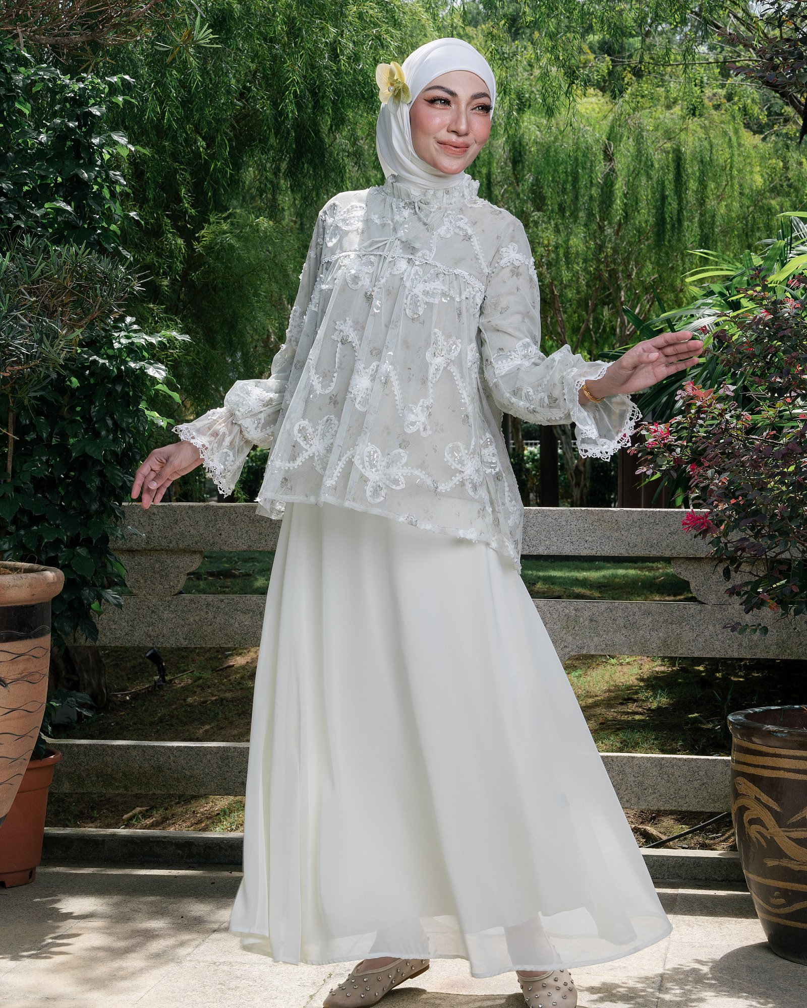 MOLY BLOUSE - SAGE MIST