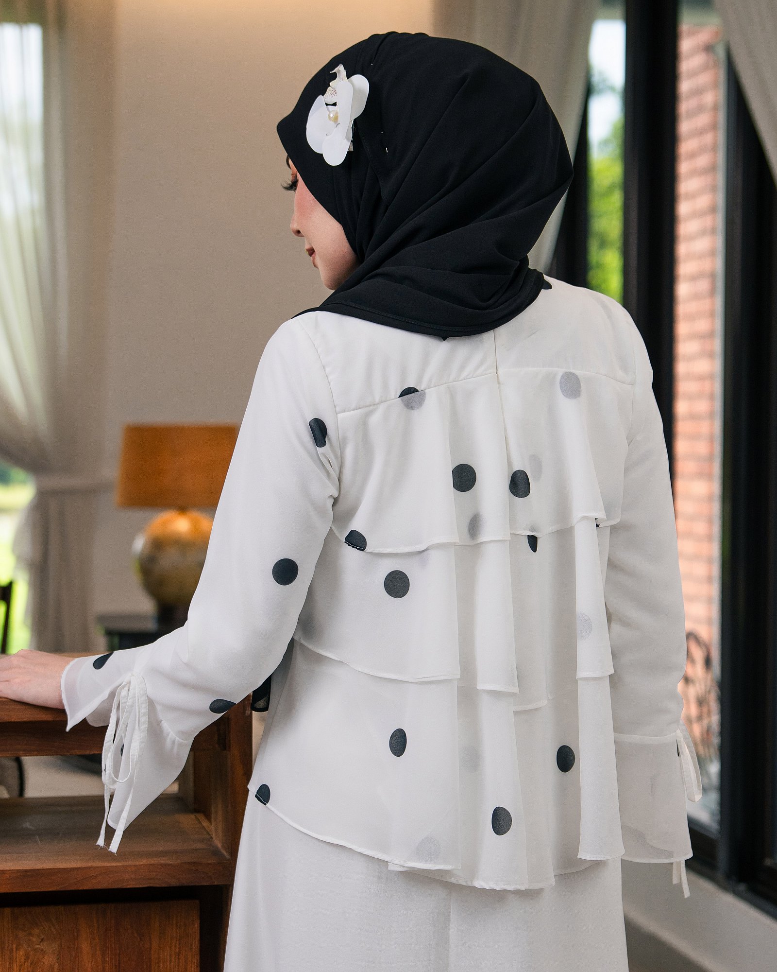 GISELLE BLOUSE - OFF WHITE
