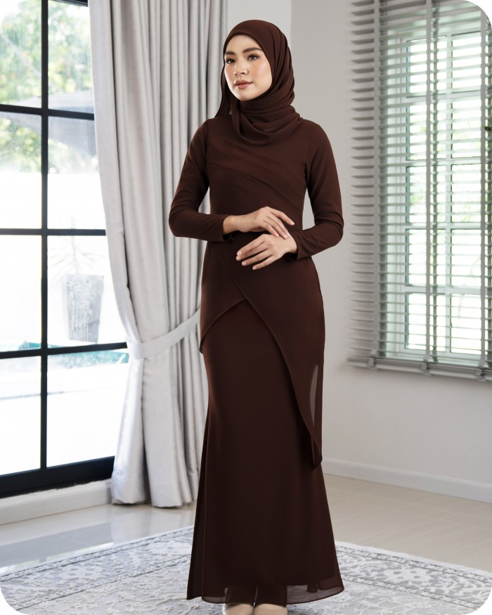 CATHELYN KURUNG - DEEP BROWN