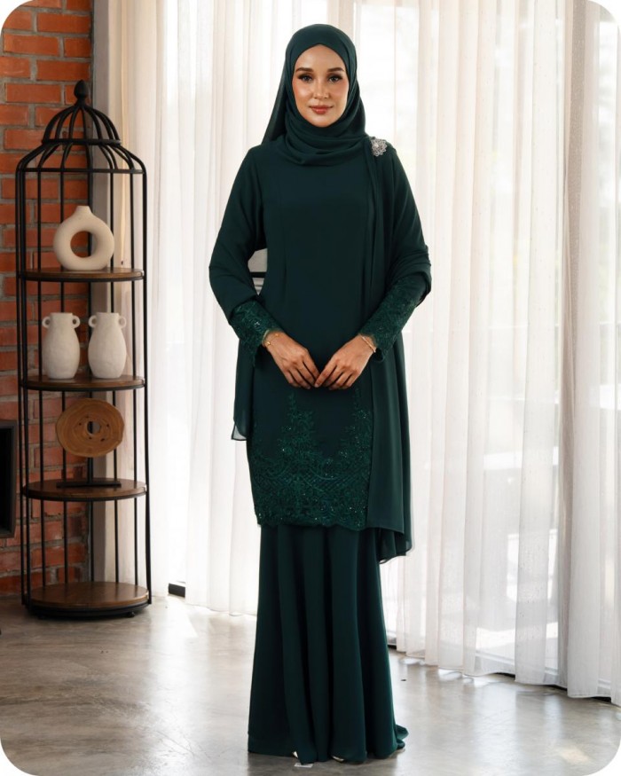 MEDINNA KURUNG - EMERALD GREEN