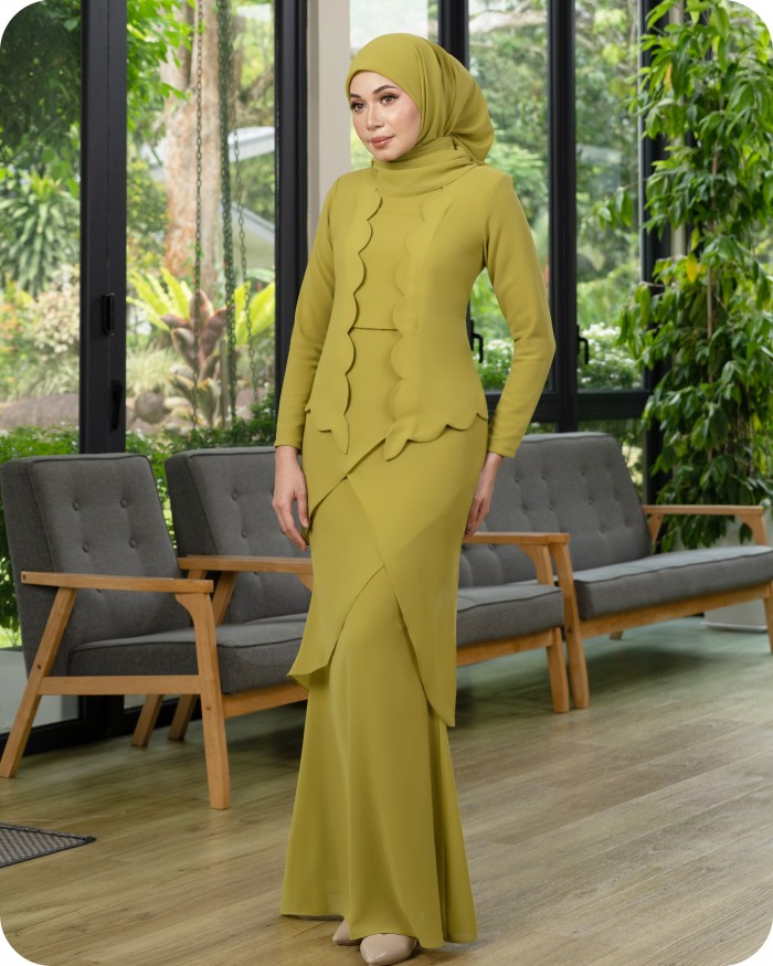 ESTELLA KURUNG - LIME GREEN