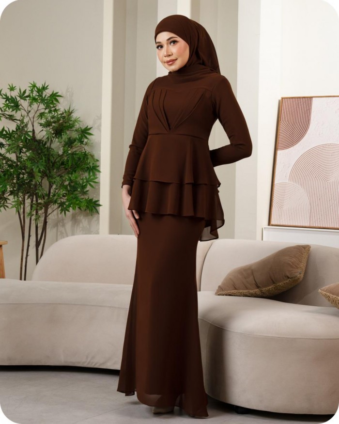 IVY KURUNG - RICH BROWN