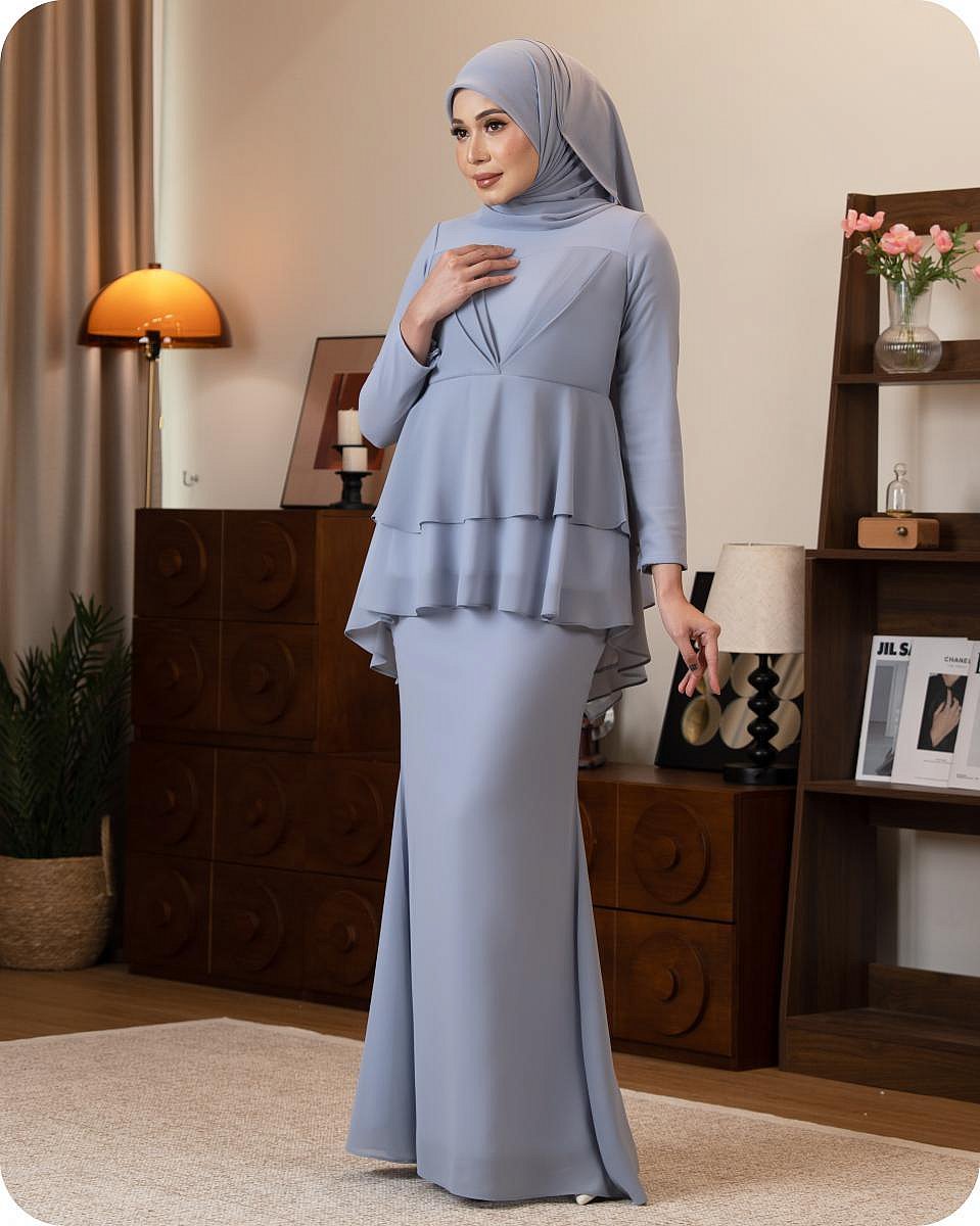 IVY KURUNG - CLOUDY BLUE