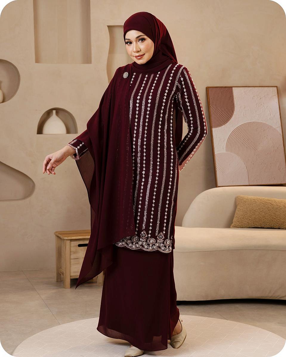 ELEANOR KURUNG - DARK MAROON ELEANOR KURUNG - DARK MAROON