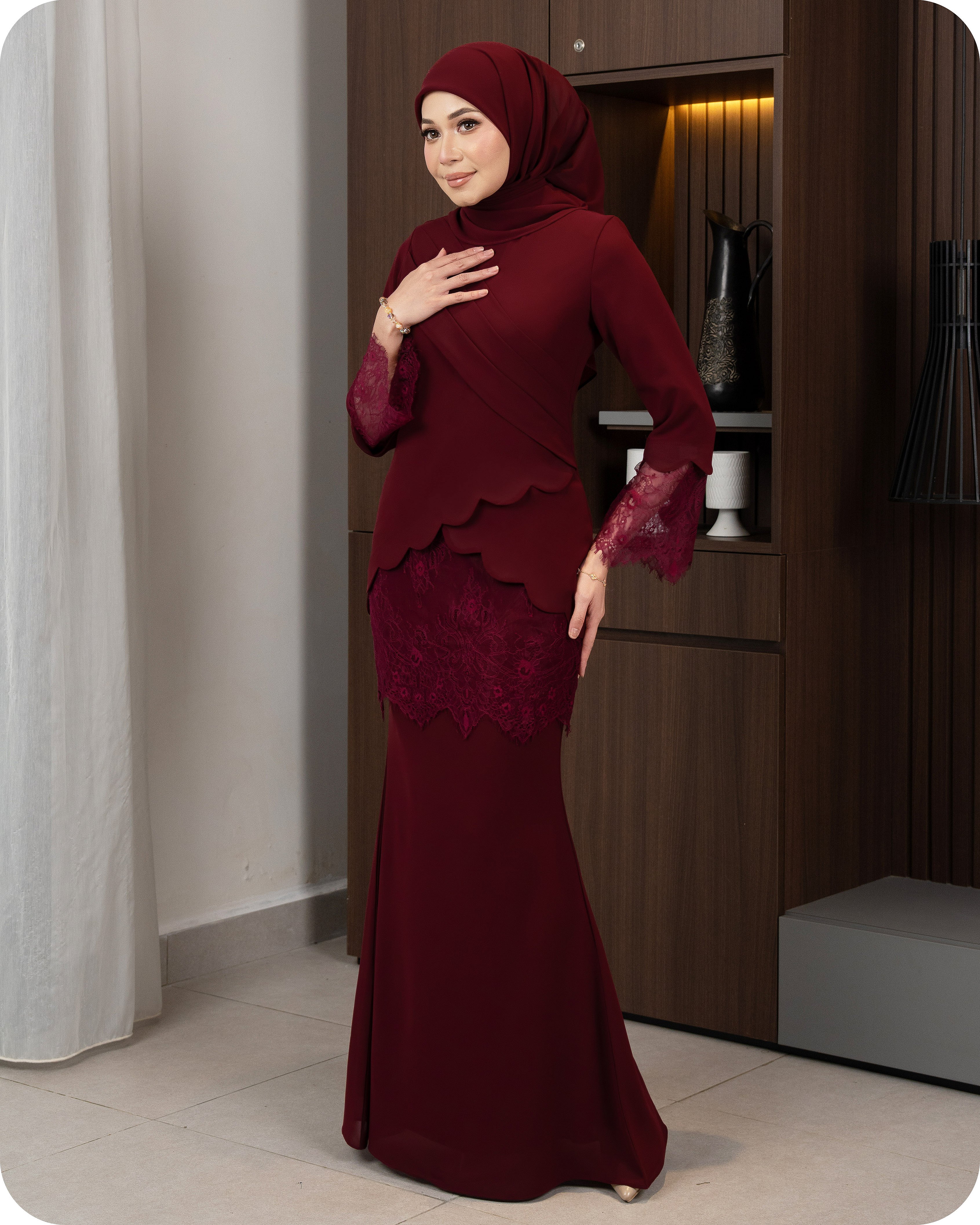 IRIS KURUNG - DARK MAROON IRIS KURUNG - DARK MAROON