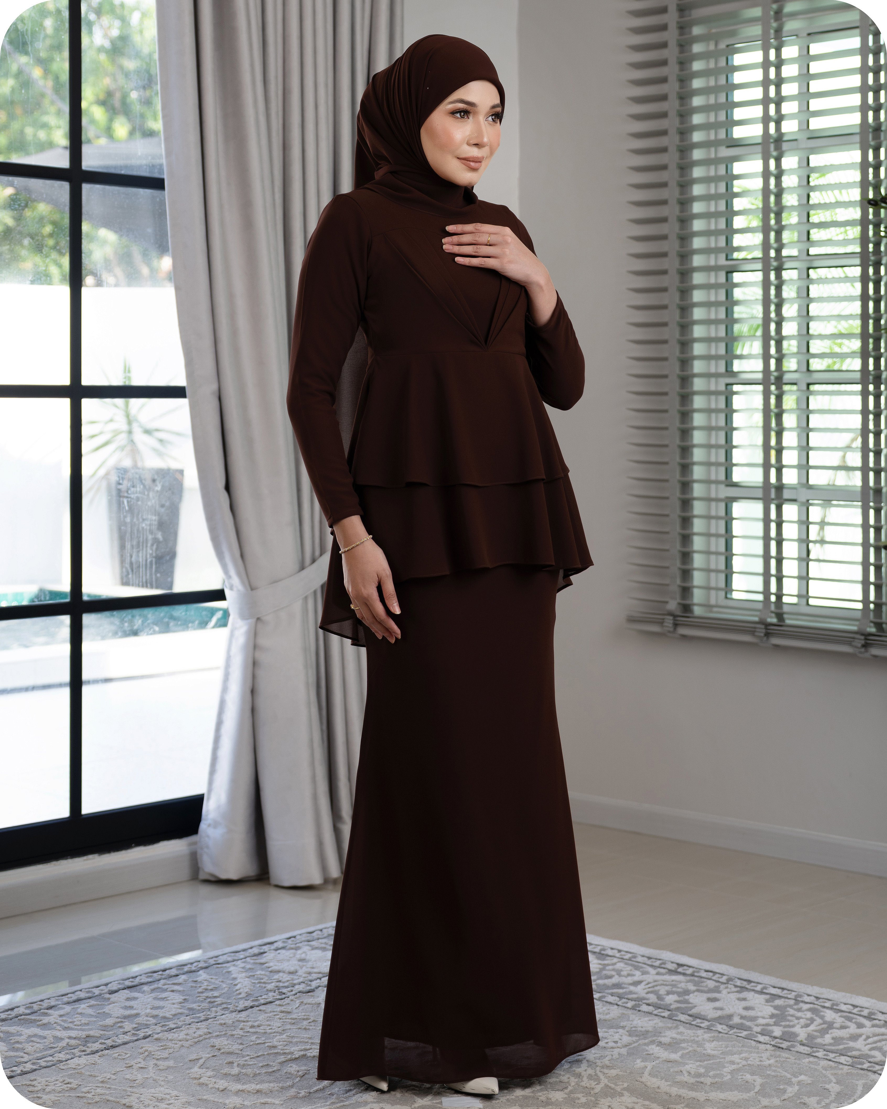IVY KURUNG - DEEP BROWN