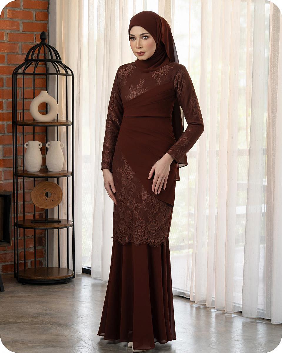 DELUNA KURUNG - RICH BROWN