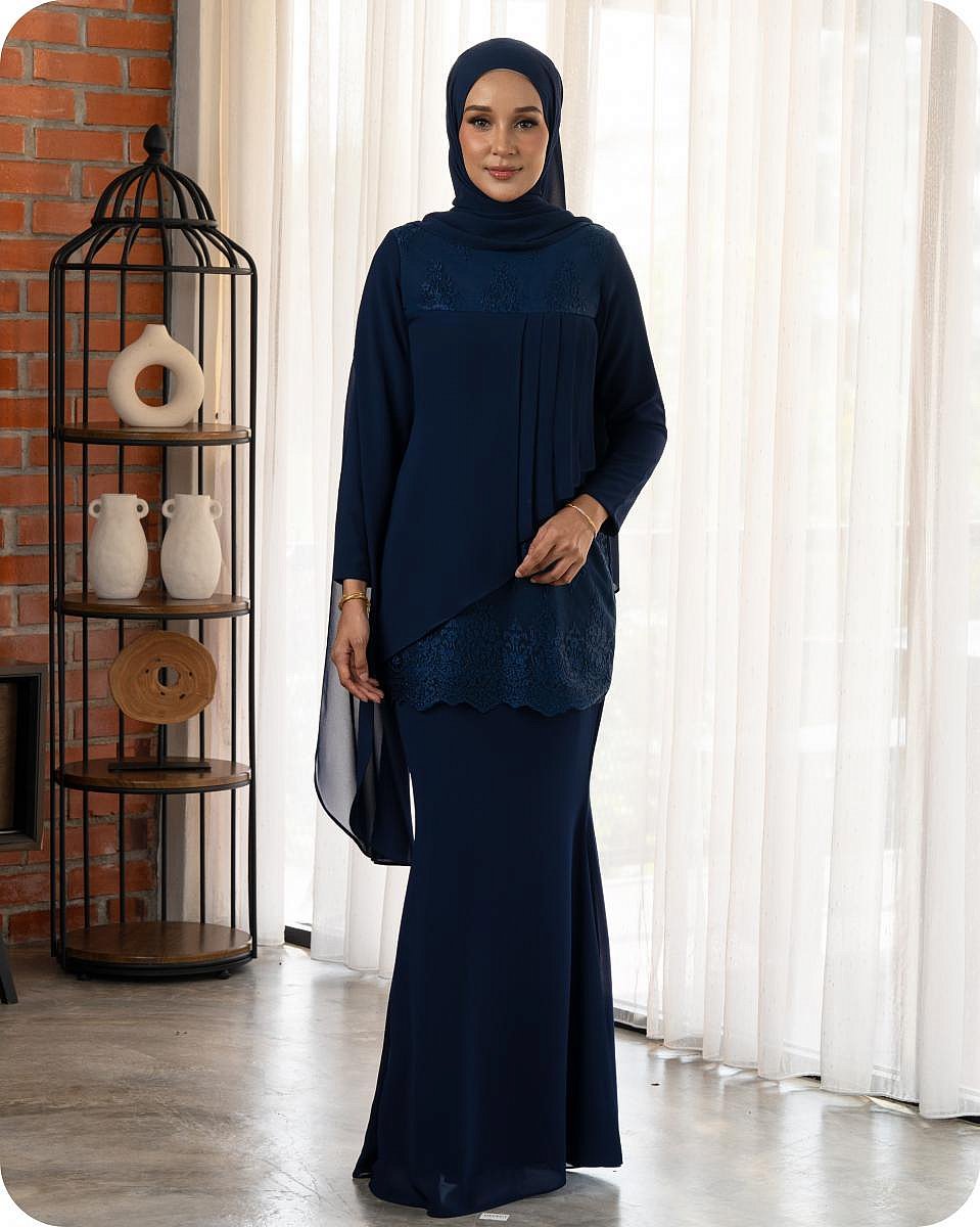 BELLEROSE KURUNG - NAVY BLUE