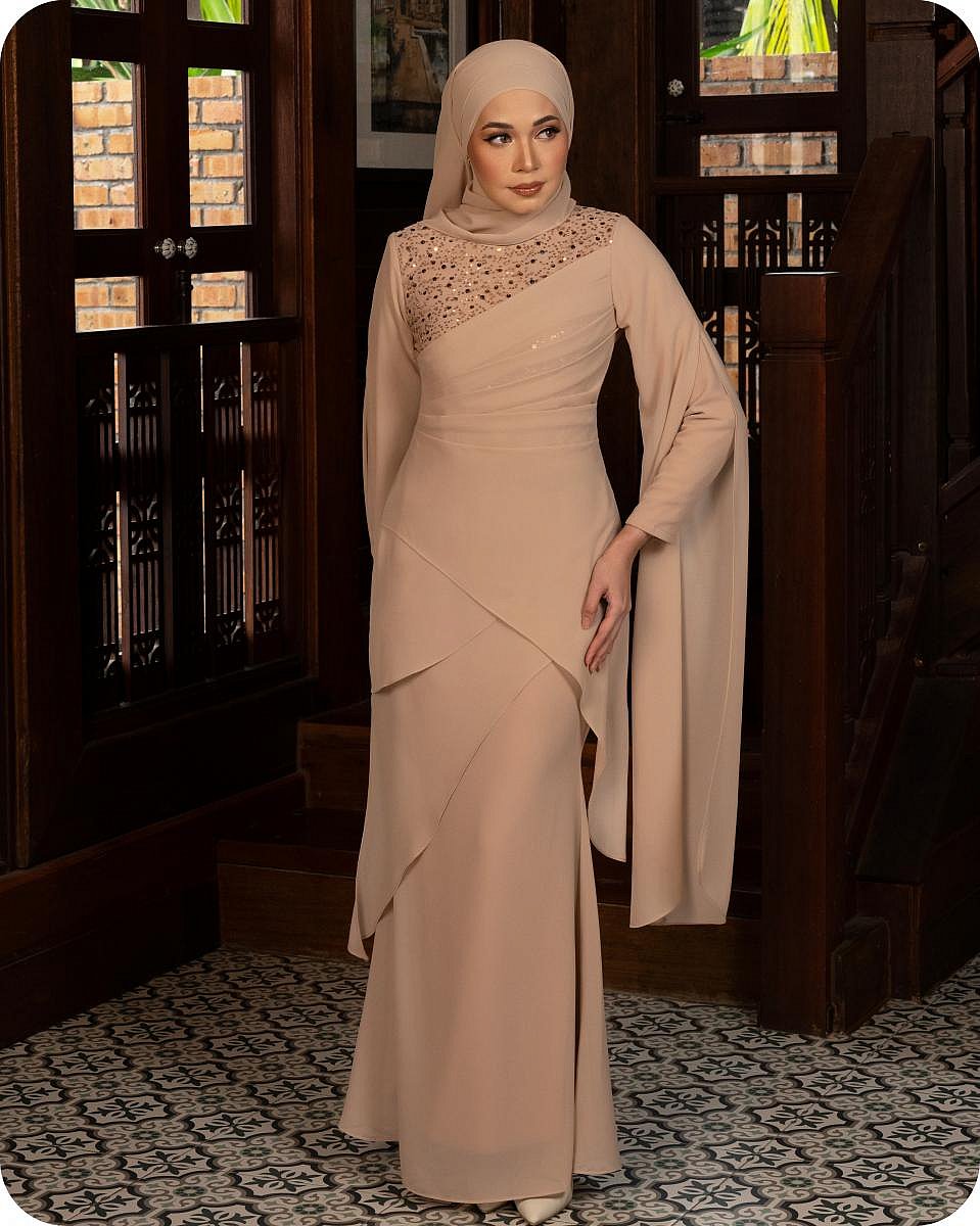 JULIETTE KURUNG - NUDE JULIETTE KURUNG - NUDE