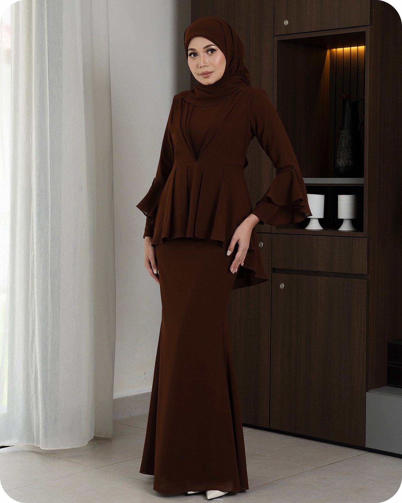 ROSY PEPLUM - RICH BROWN