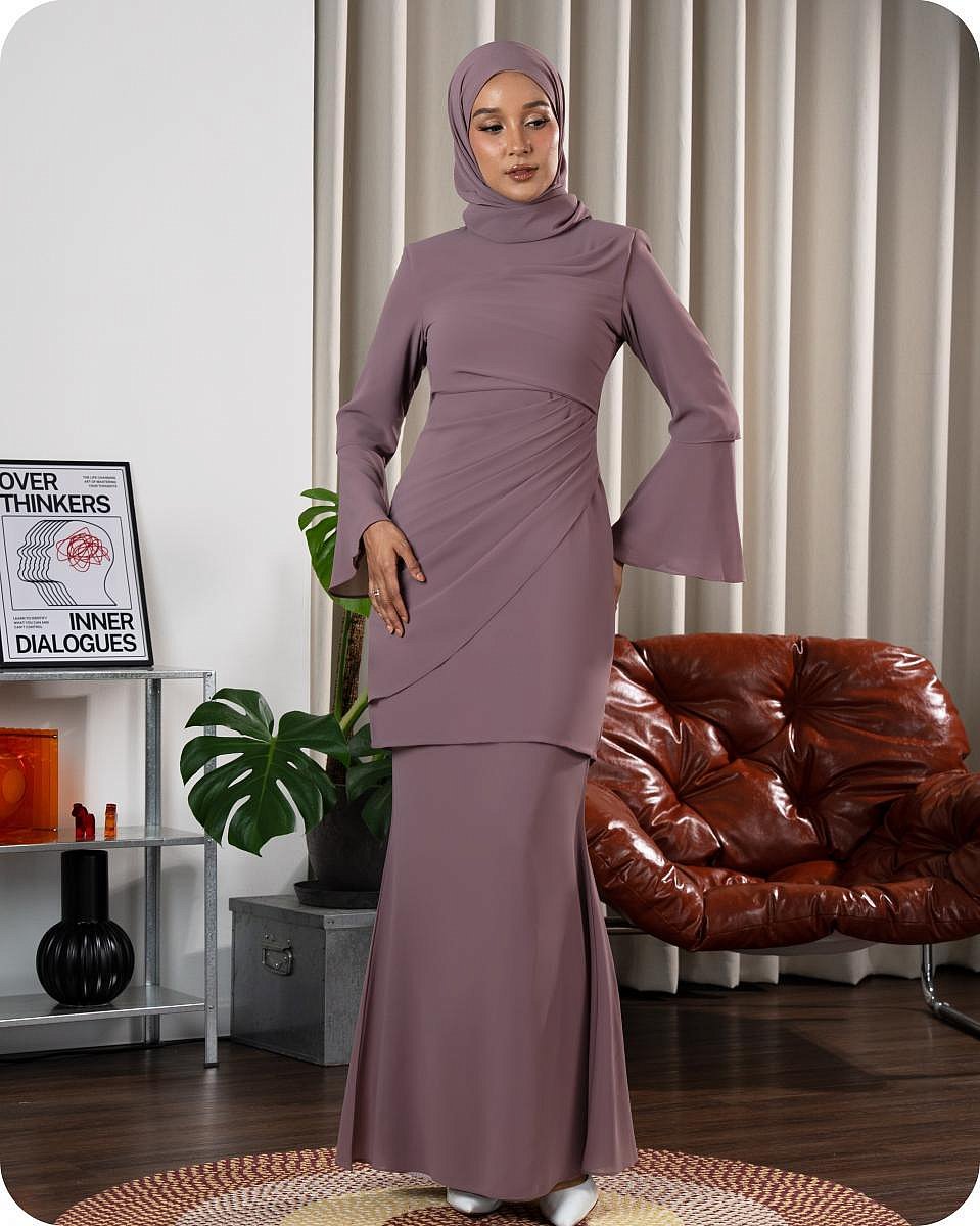 HERINA KURUNG - RASPBERRY GLACE