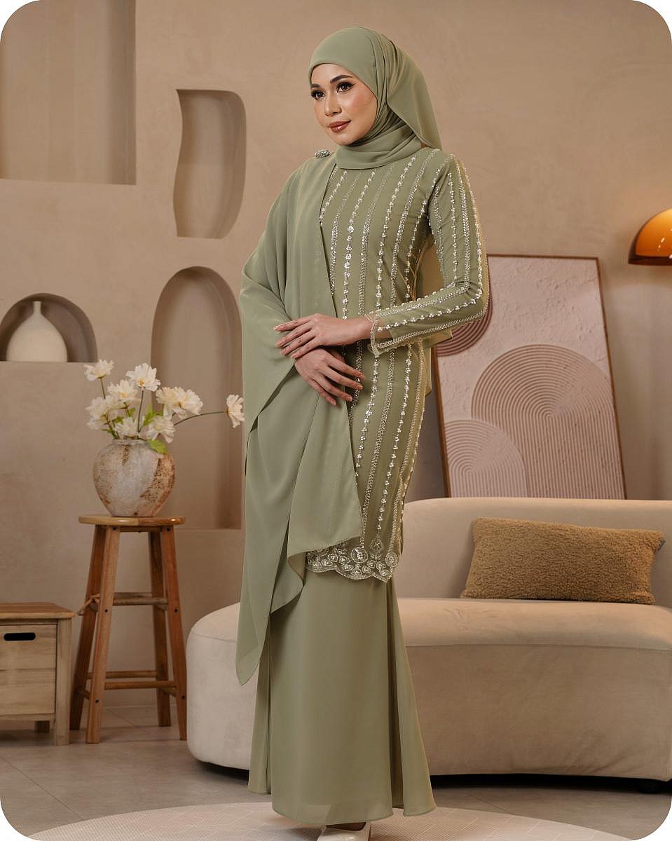 ELEANOR KURUNG - SAGE GREEN ELEANOR KURUNG - SAGE GREEN