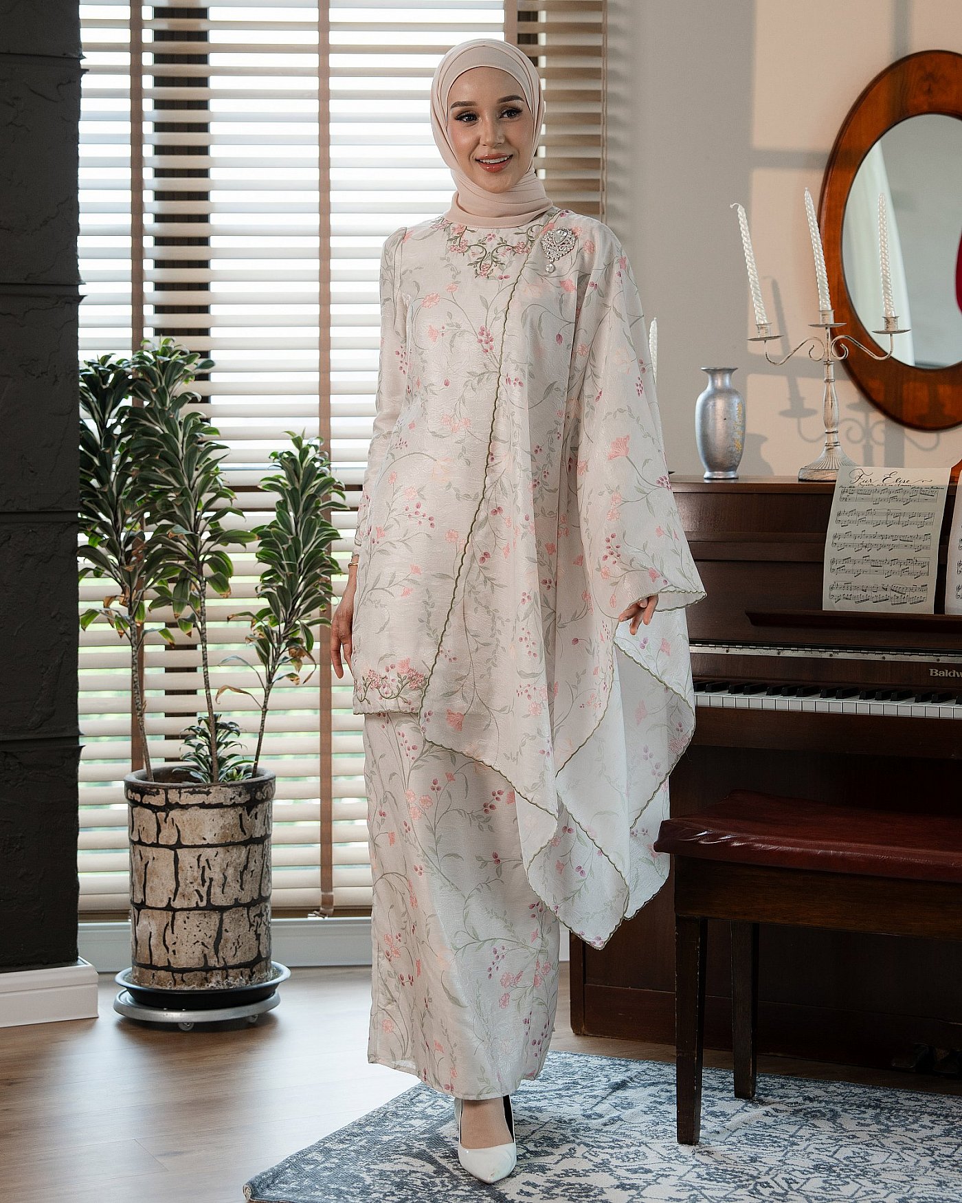 SEIRRA KURUNG - CREAM SEIRRA KURUNG - CREAM
