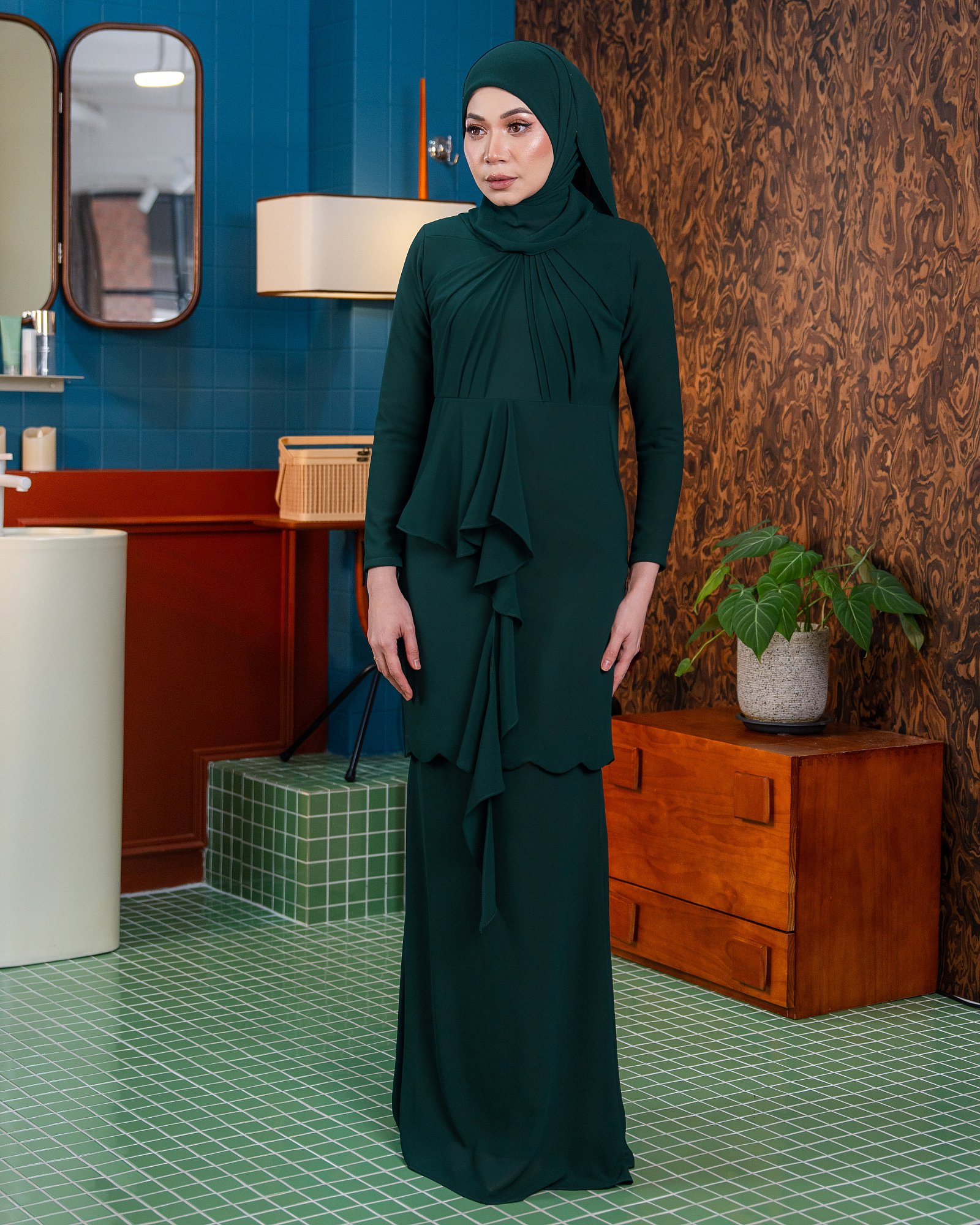 ENNA KURUNG - EMERALD GREEN ENNA KURUNG - EMERALD GREEN
