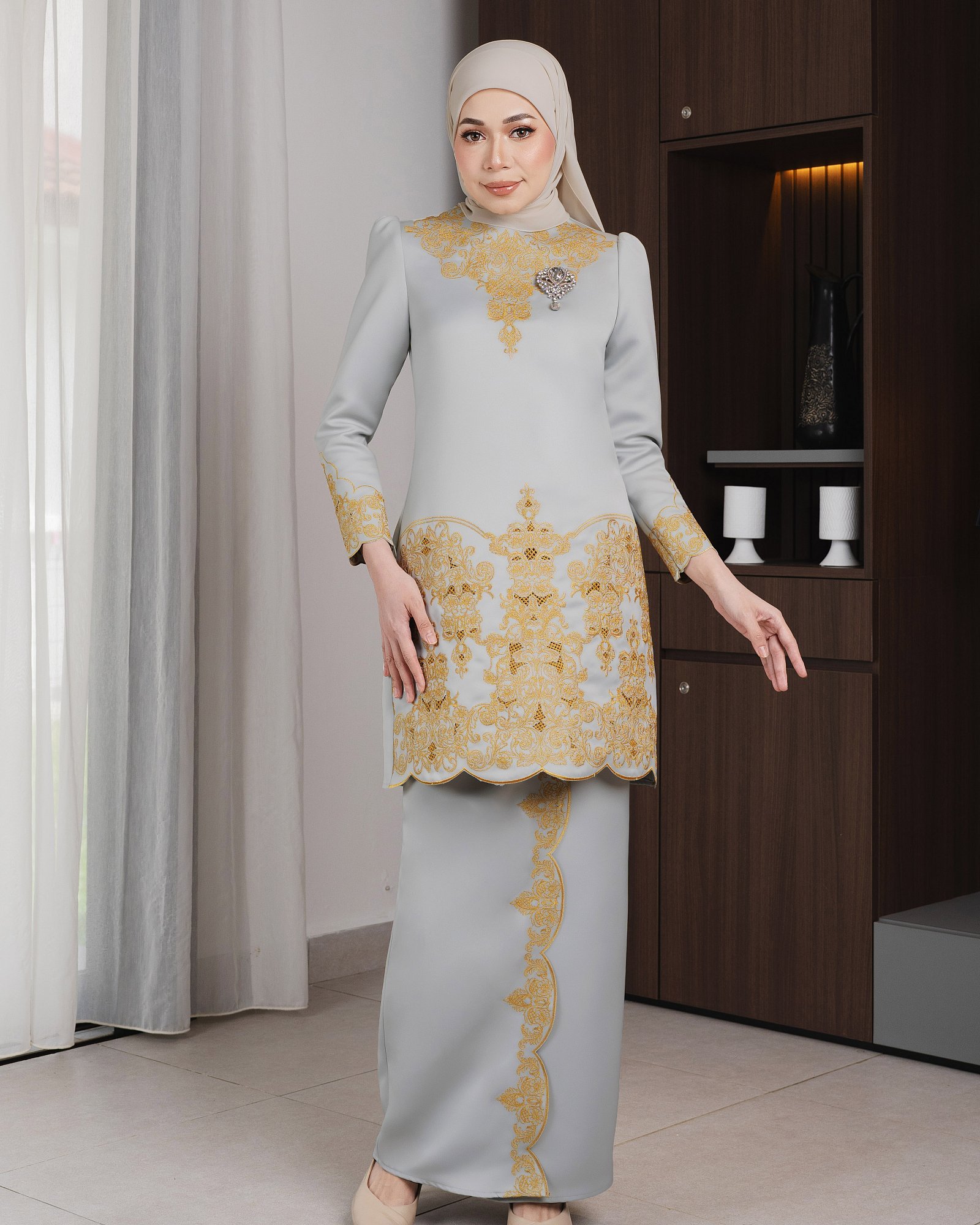 VALENCIA KURUNG - SILVER GREY
