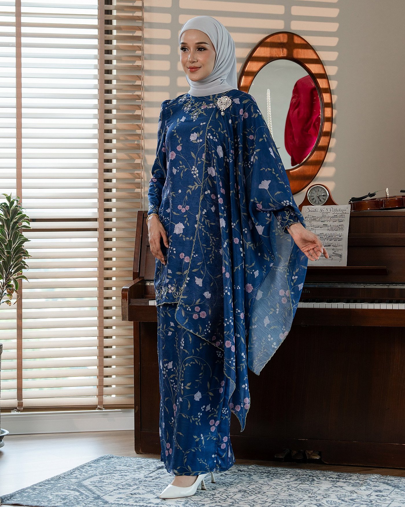 SEIRRA KURUNG - NAVY BLUE SEIRRA KURUNG - NAVY BLUE