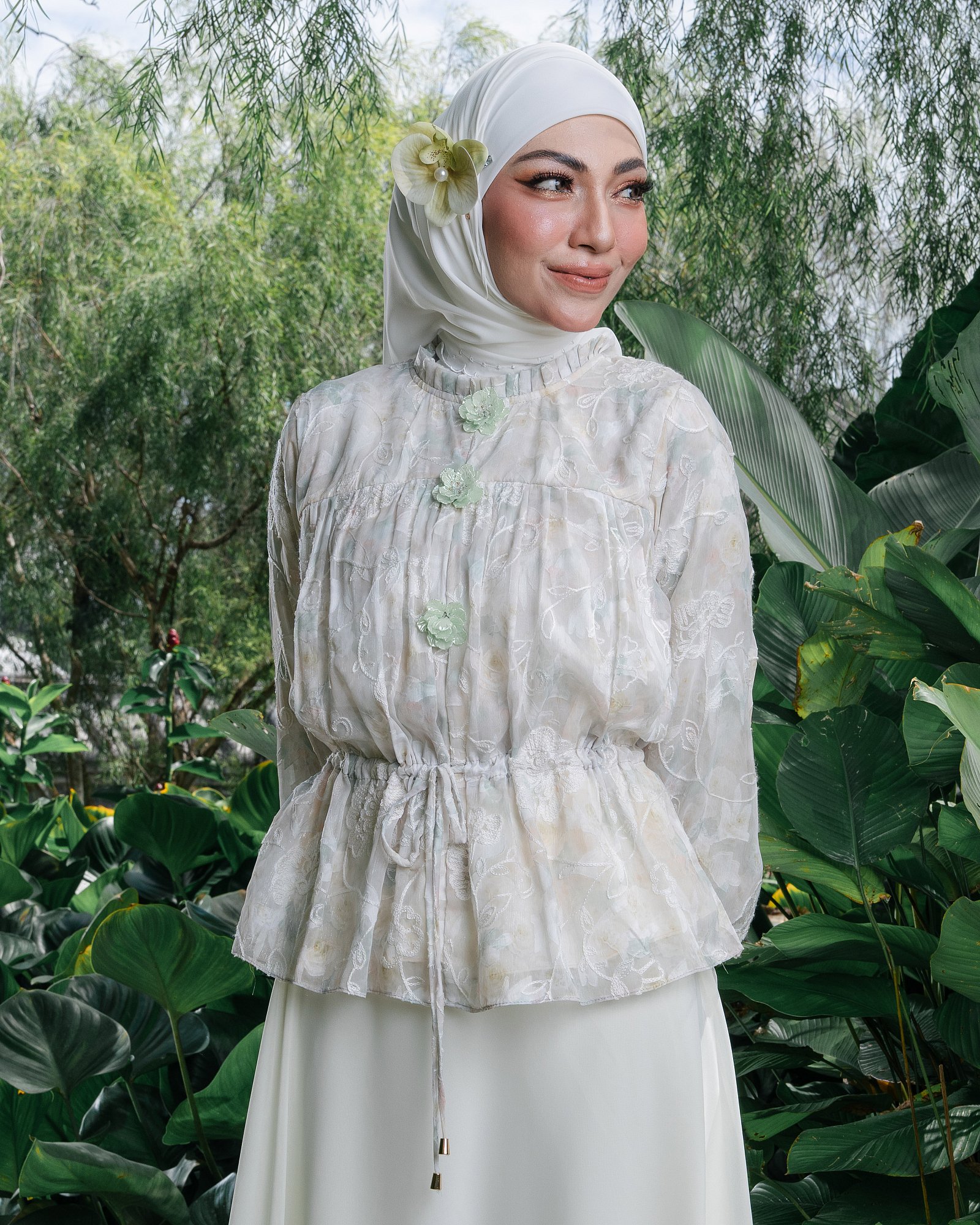 ELSA BLOUSE - PISTACHIO MIST