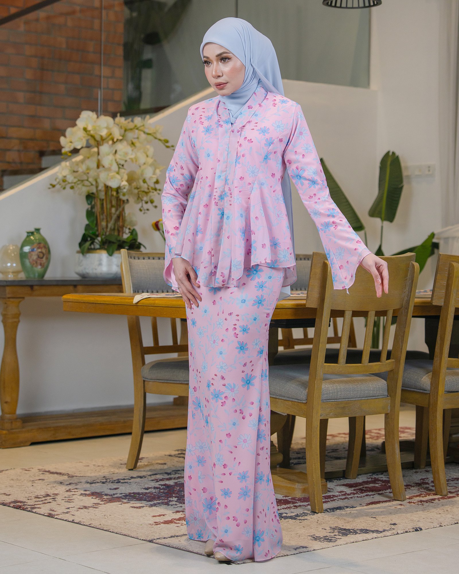KIARA KURUNG - PADDLE POP KIARA KURUNG - PADDLE POP