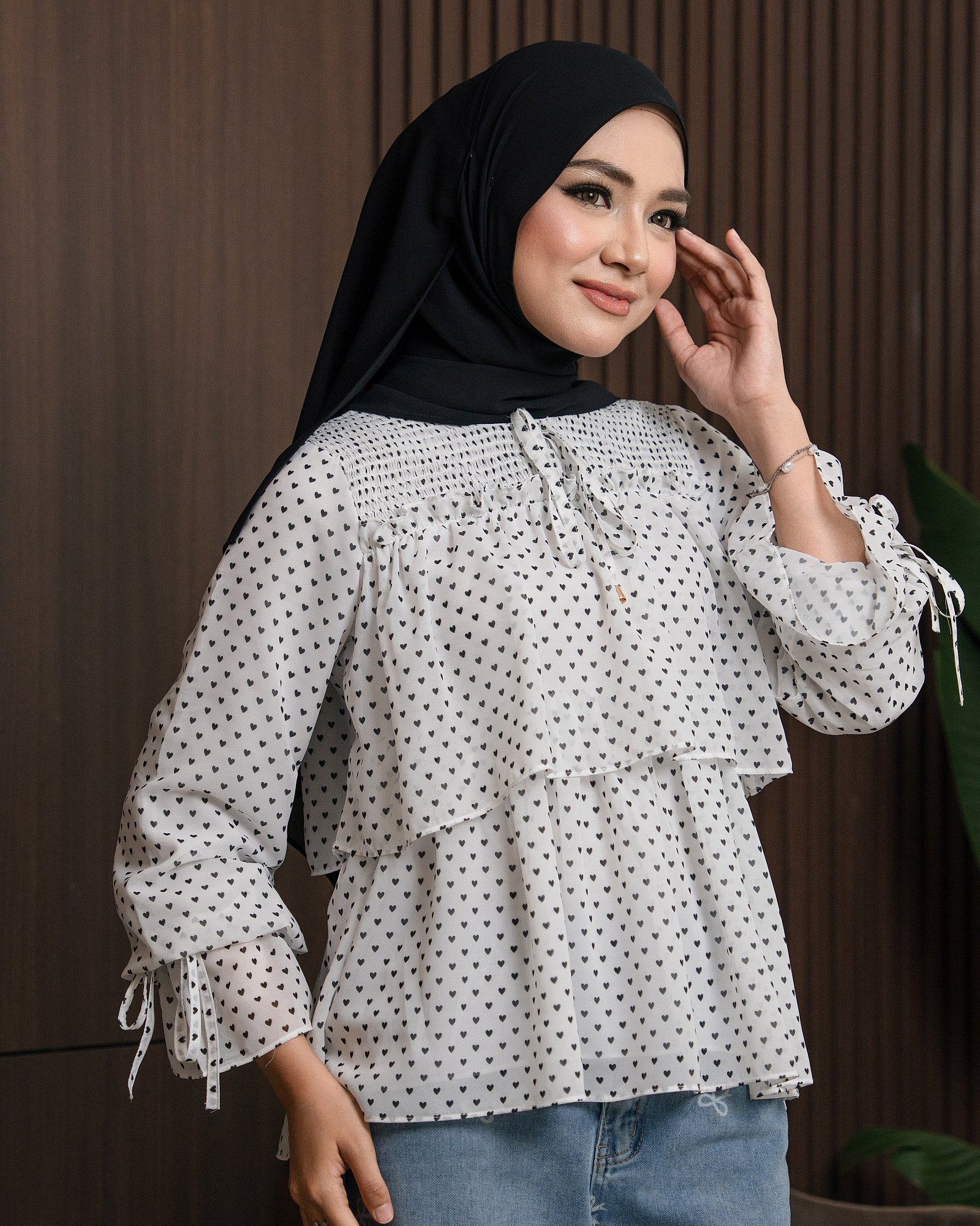 DOLLY BLOUSE - OFF WHITE DOLLY BLOUSE - OFF WHITE